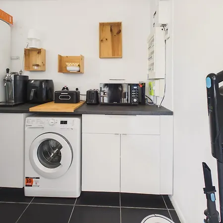 Holiday home Maison Avec Jacuzzi Et Grand Jardin - 6 Pers Andernos-les-Bains