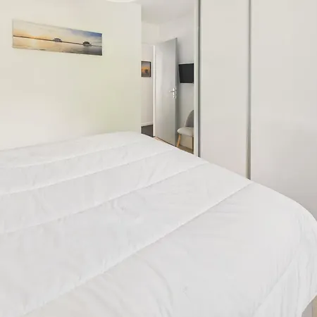 Maison Avec Jacuzzi Et Grand Jardin - 6 Pers *